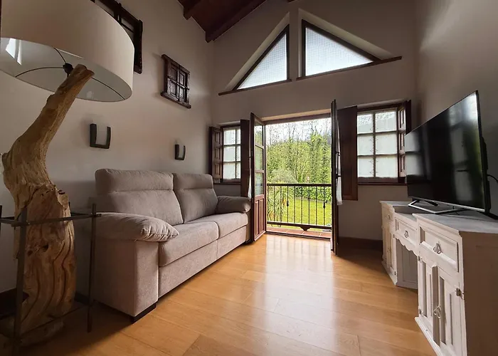 Vivienda Turistica Jardin Con Encanto Y Piscina