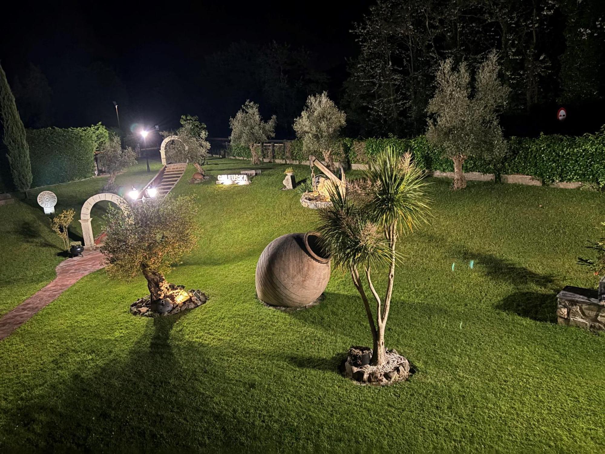 Vivienda Turistica Jardin Con Encanto Y Piscina Villa