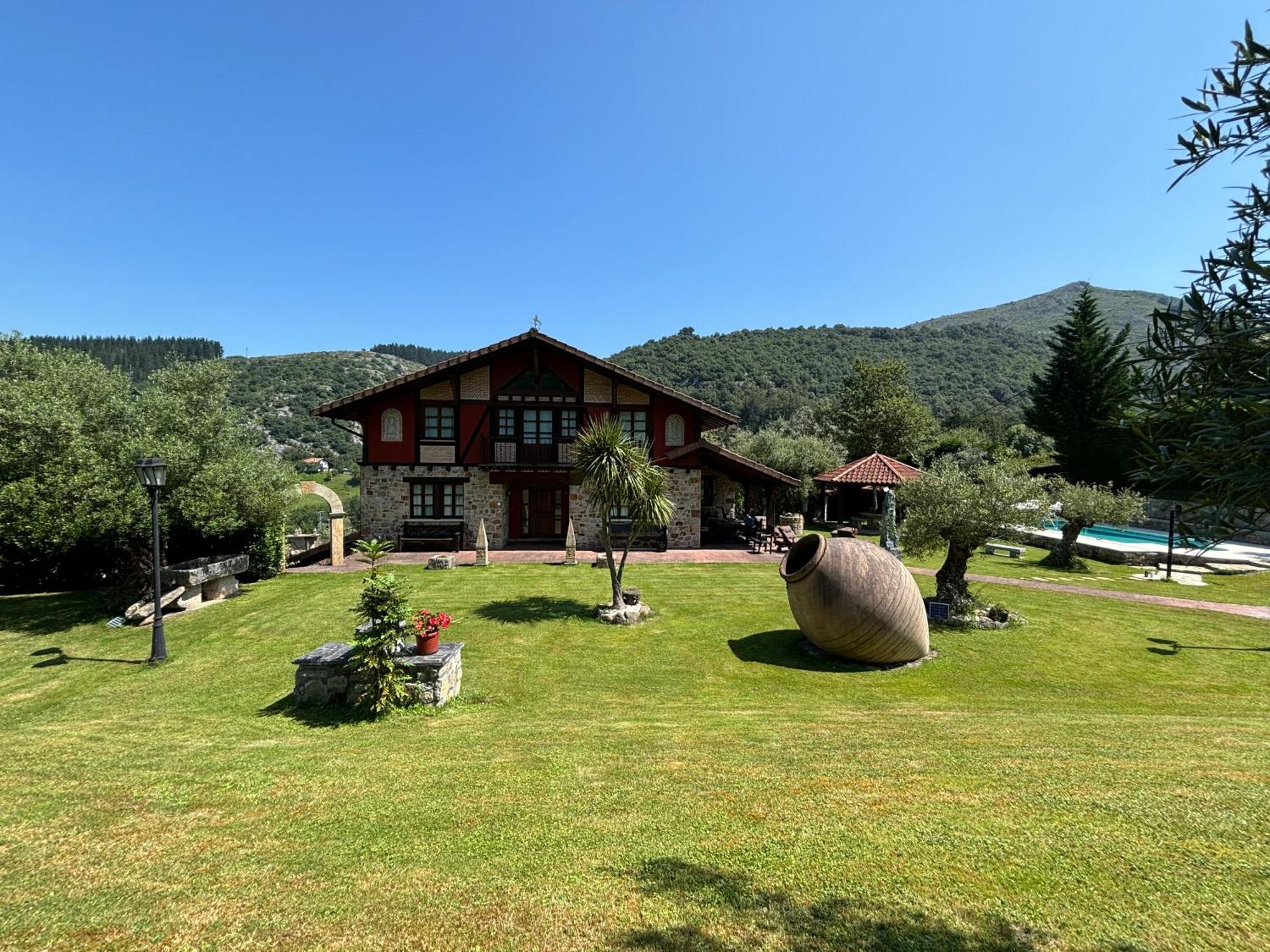 Vivienda Turistica Jardin Con Encanto Y Piscina Villa Emaldia