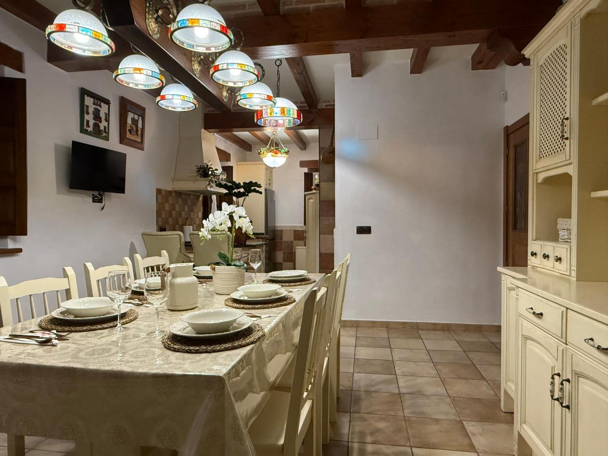 Vivienda Turistica Jardin Con Encanto Y Piscina Emaldia