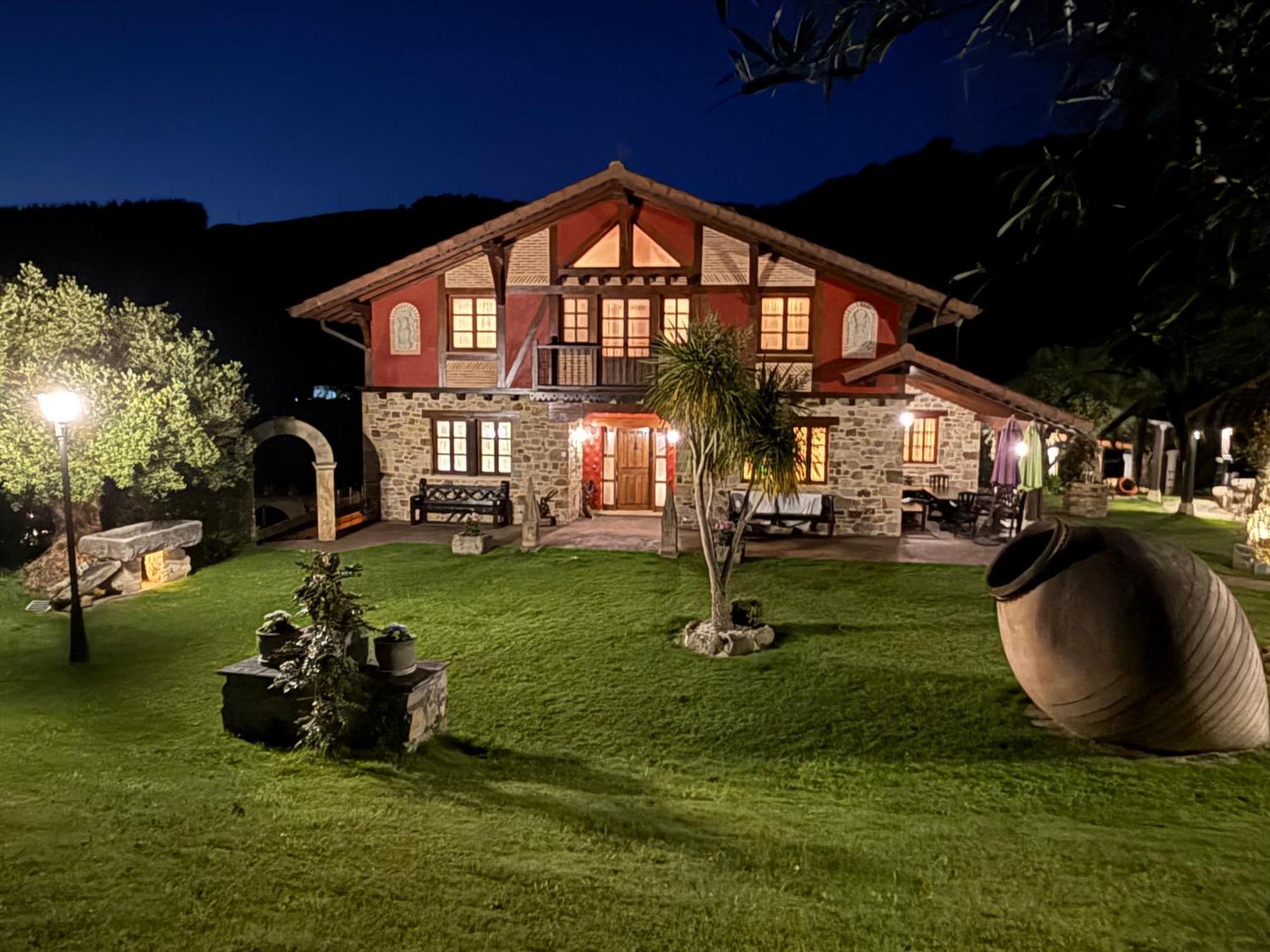 Villa Vivienda Turistica Jardin Con Encanto Y Piscina